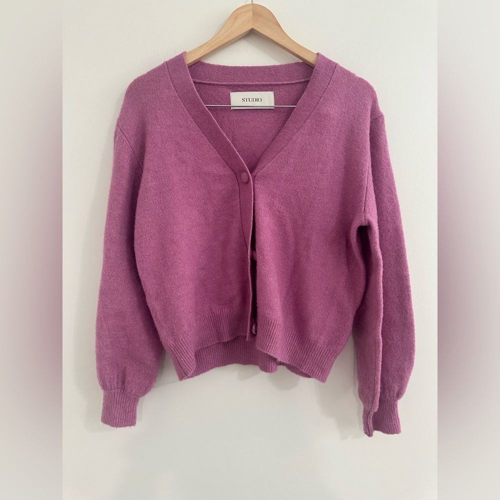 Studio ONLY Knit Cardigan Sz M #W2